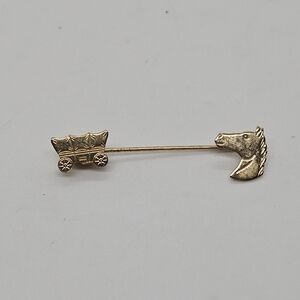 gold tone stick pin horse and wagon Oregon Trail pioneers